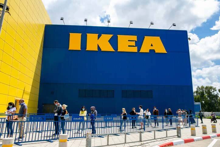IKEA прекращает работу в России и мира