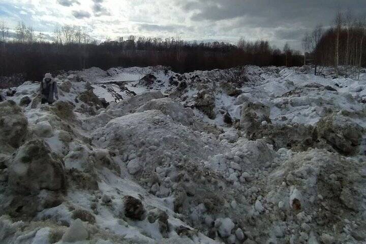 В Приволжском районе Казани экологи нашли свалку снега