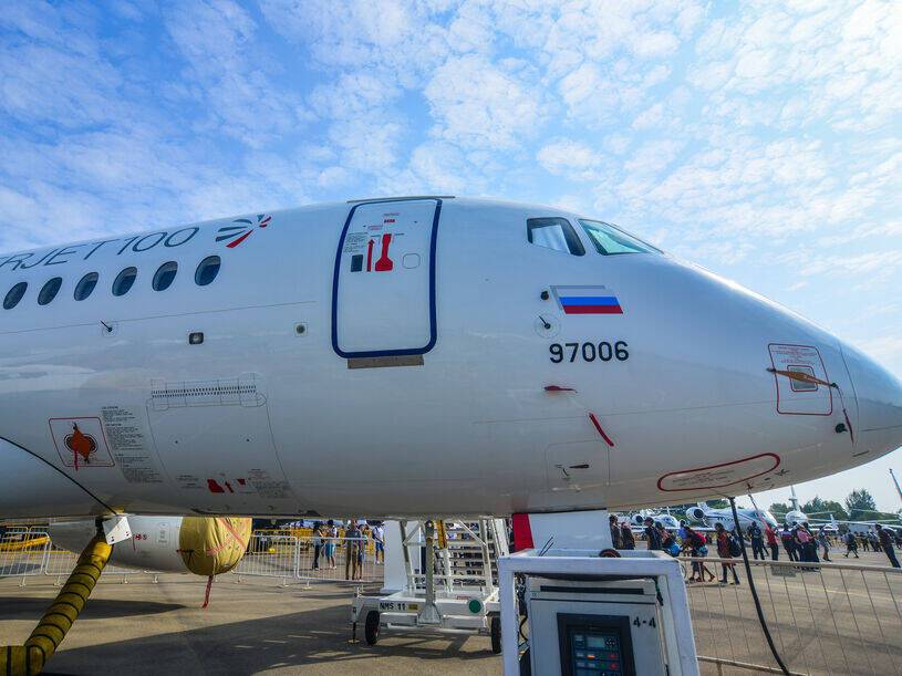 Производитель двигателей для российских самолетов Sukhoi Superjet 100 прекратила их техобслуживание и ремонт – СМИ