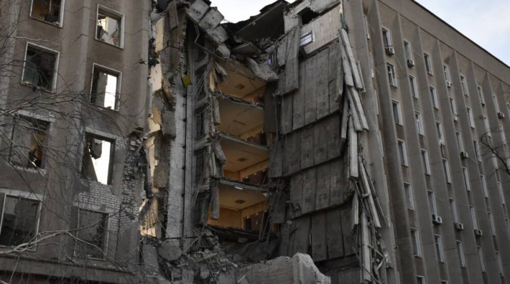 Ракетный удар по Николаевской ОГА: количество погибших возросло до 19