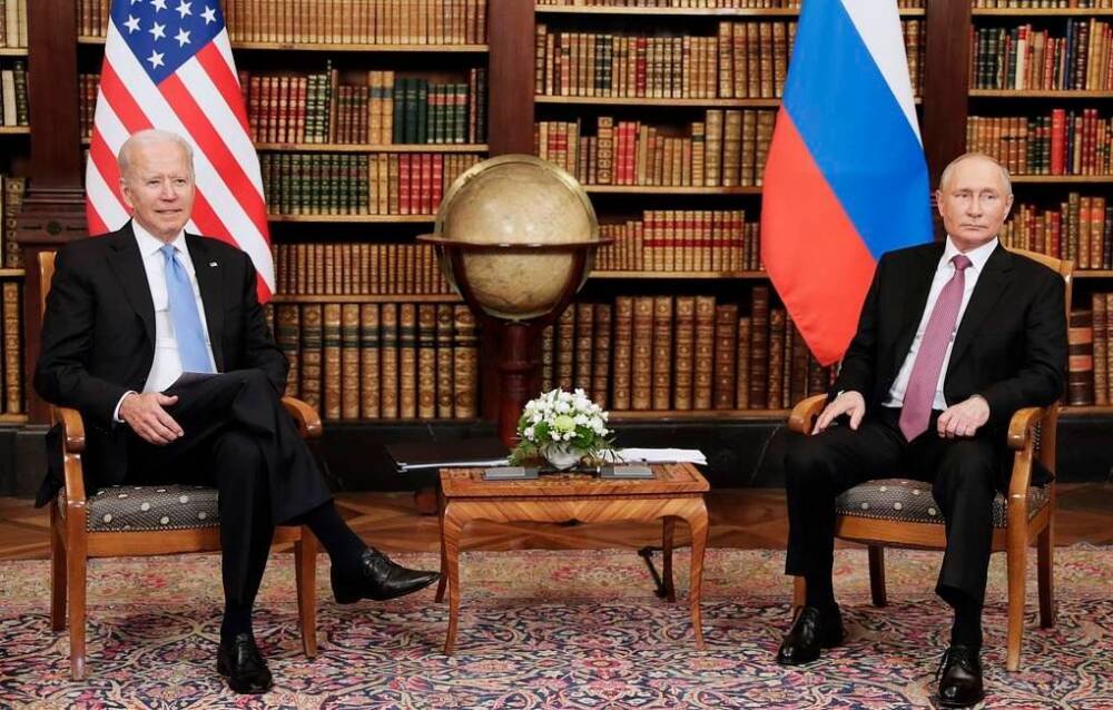 Байден не планирует контактов с Путиным