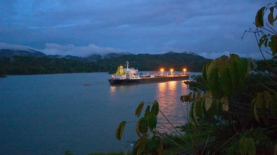 Панамский канал исключил закрытие прохода российским кораблям