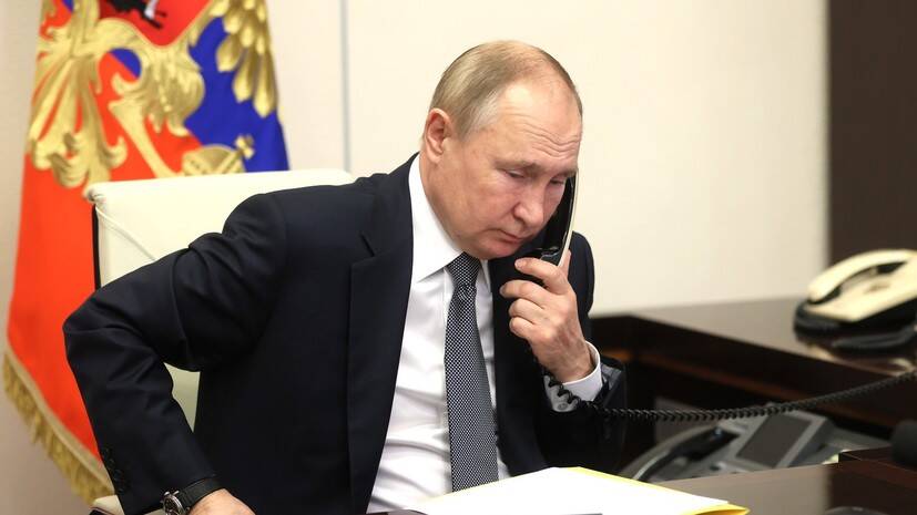 В Германии заявили о телефонных переговорах Путина и Шольца по ситуации на Украине