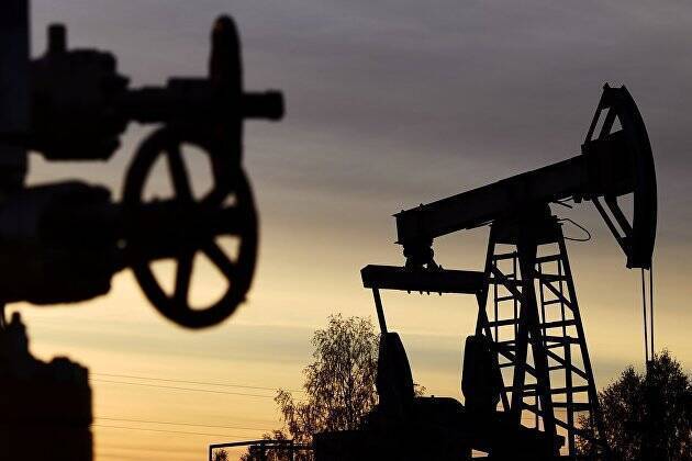 Нефть готовится завершить неделю максимальным с мая 2020 года ценовым ростом