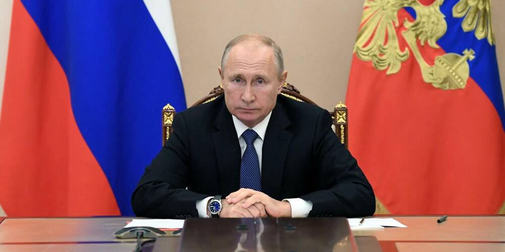 Путин заявил, что на территории РФ не планируется введение никакого особого положения