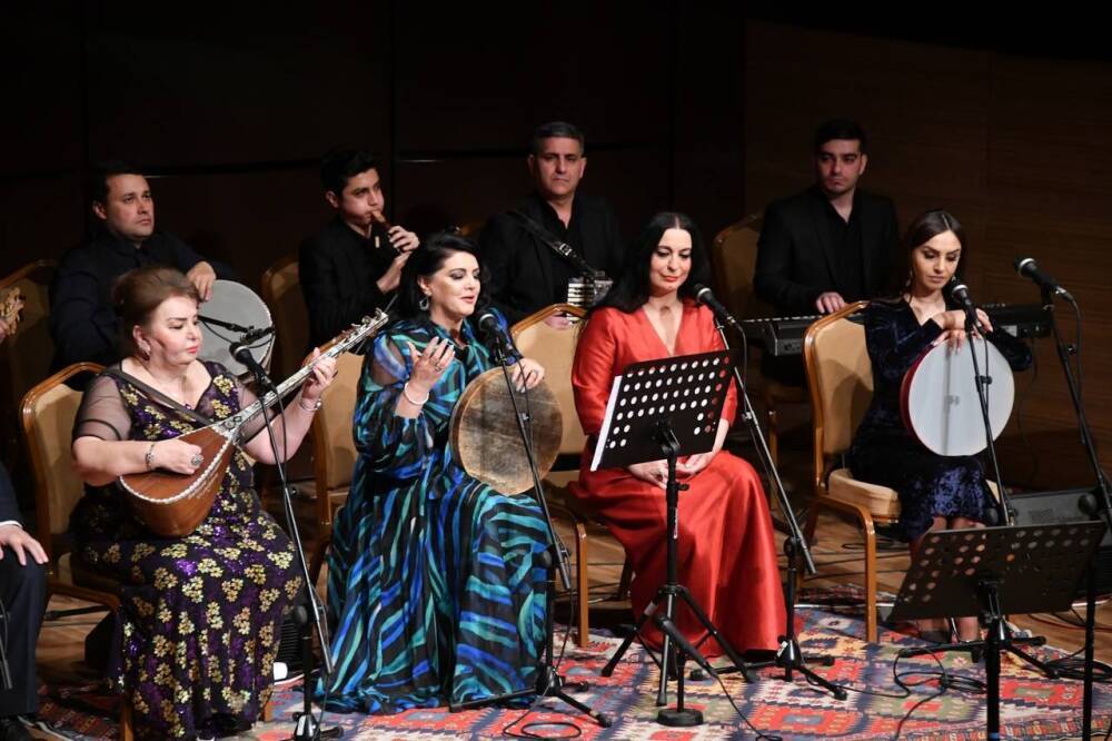 Международный центр мугама представил концертную программу "Новруз идет, весна идет" (ФОТО)