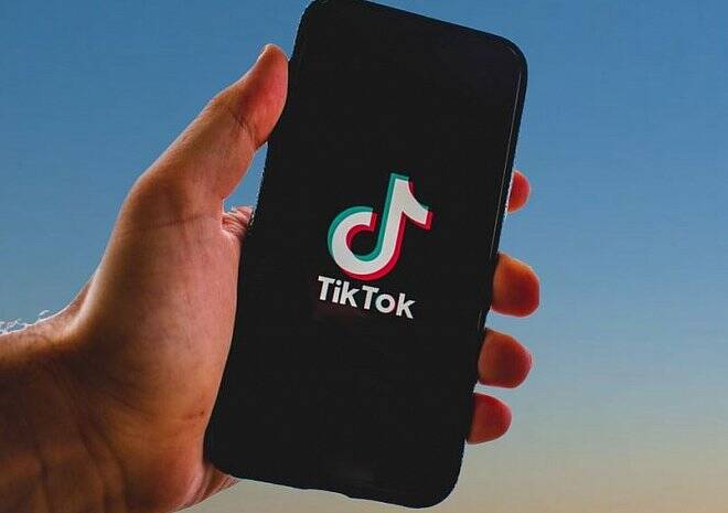 TikTok приостанавливает полноценную работу в России из-за нового закона о фейках