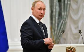 Путин: мы не планируем вводить военное положение