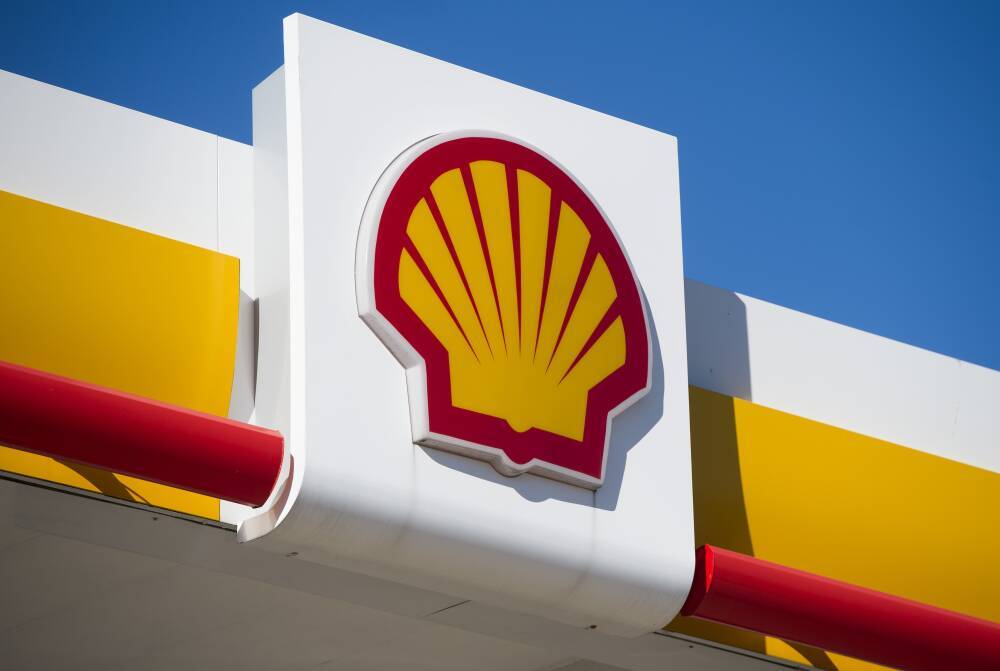 Компания Shell намерена отказаться от проектов в России