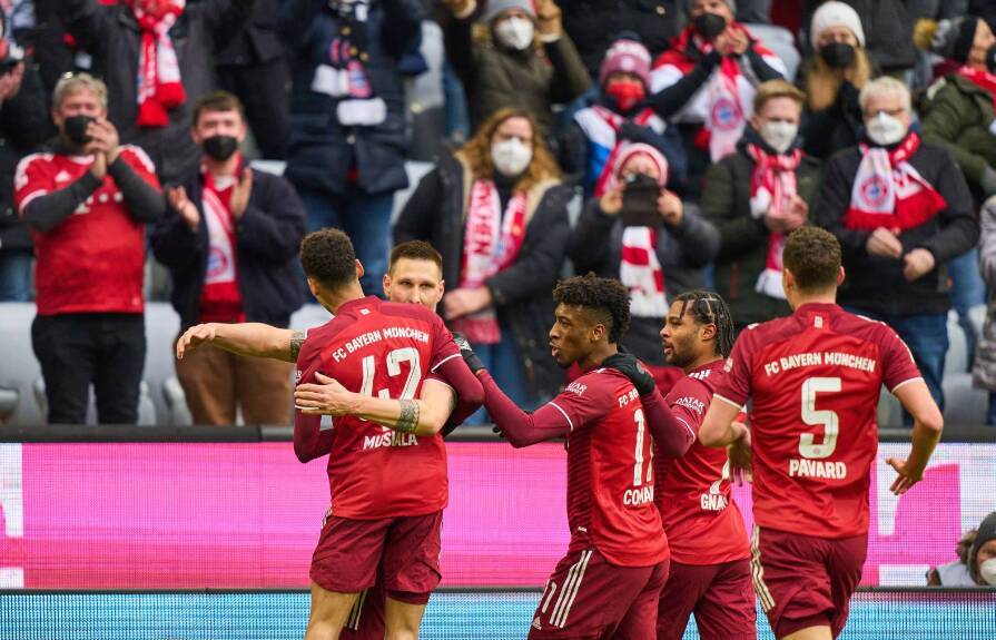 «Бавария» разгромила «Зальцбург» в матче Лиги чемпионов. Левандовски оформил хет-трик