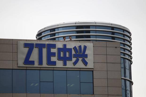 Чистая прибыль ZTE за год превысила $1 млрд