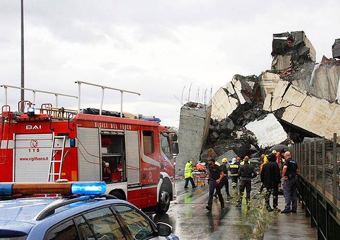 Двое украинцев чудом выжили при обрушении моста в Италии