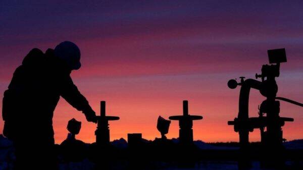 Президент США Байден объявил о полном запрете на импорт российской нефти, газа и угля