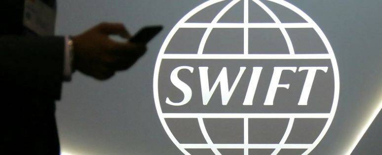 Bloomberg: ФРГ противодействует Евросоюзу в стремлении отключить Сбербанк от SWIFT