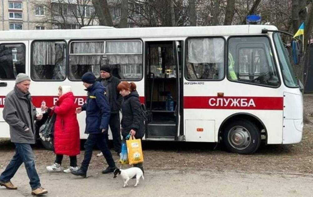 Под Киевом военные РФ заблокировали 50 эвакуационных автобусов с мирными жителями
