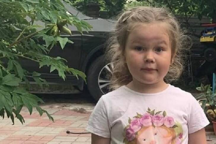 Рашисти вбили п’ятирічну дитину і її батьків у Бородянці