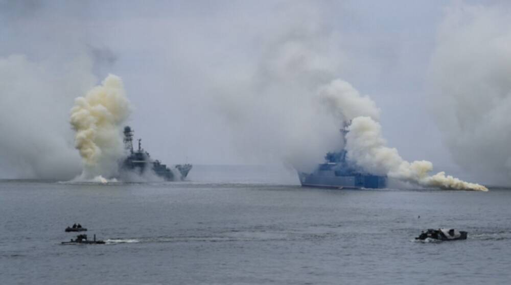 Чтобы скрыть потери и повреждения: корабли рф в Черном море закрашивают бортовые номера