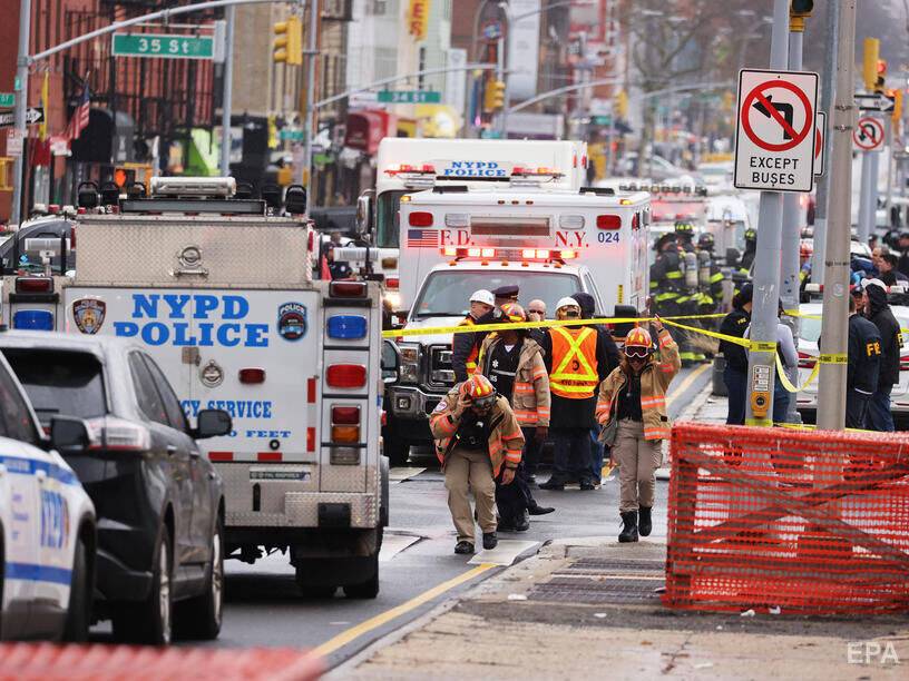 В метро Нью-Йорка произошла стрельба, СМИ сообщают о пяти погибших