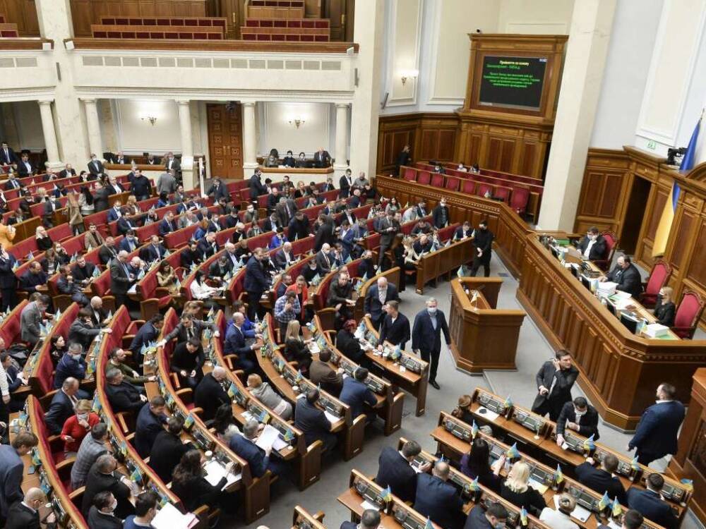 Стефанчук заявил, что в ближайшее время фракции ОПЗЖ в Верховной Раде Украины не будет