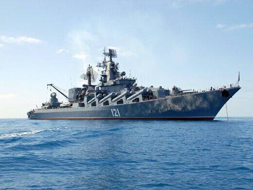 Шторм и взрыв боезапаса опрокинули крейсер "Москва", он начал тонуть – Оперативное командование "Юг"