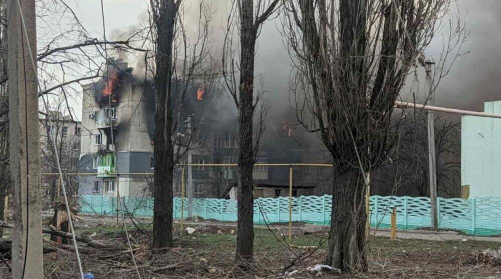 Оккупанты больше 20 раз обстреляли населенные пункты в Луганской области, есть погибшие
