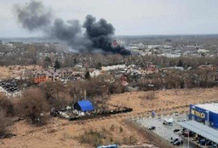 В Твери тушили пожар в цехе на Московском шоссе