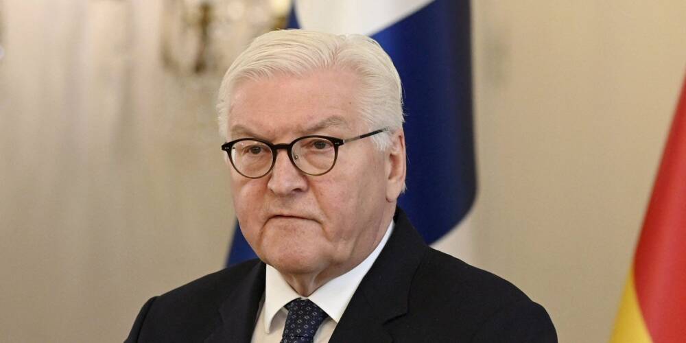 «Протокольное недопонимание». В Офисе президента прокомментировали ситуацию с визитом Штайнмайера в Киев