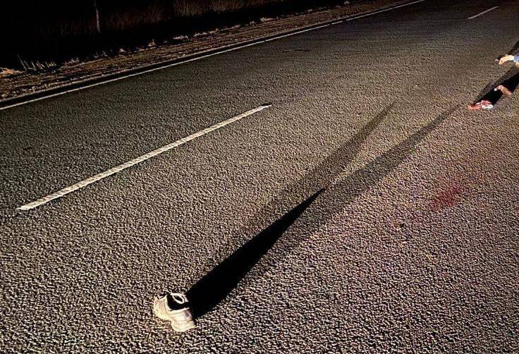 На трассе М9 в Тверской области водитель насмерть сбил мужчину и скрылся с места