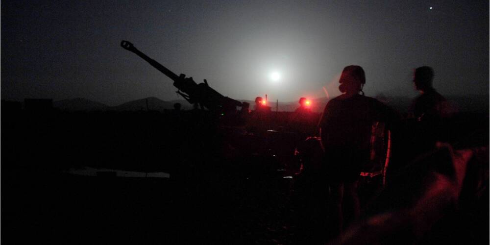 Пентагон будет обучать украинских военных работе с американскими гаубицами