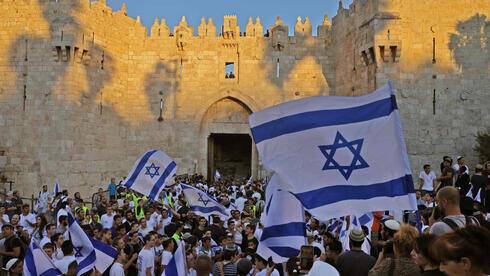 Правые активисты планируют марш в Иерусалиме с флагами, полиция не разрешает