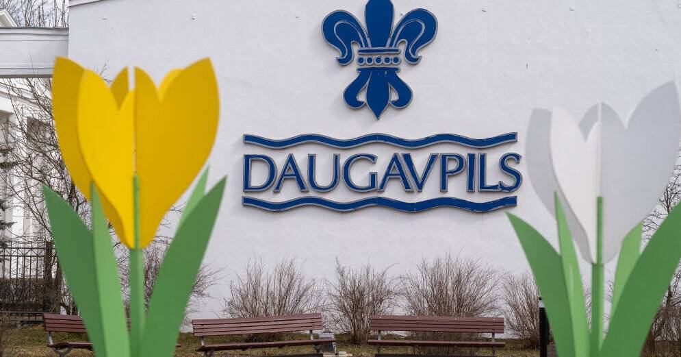 Даугавпилс продолжит заботиться о памятниках павшим во Второй мировой войне