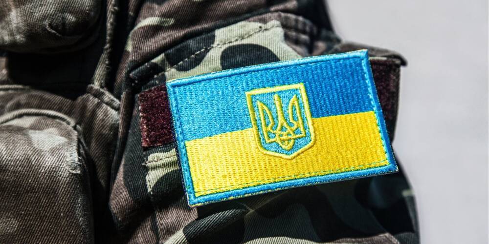 Военное положение планируют продлить: что это означает для граждан Украины