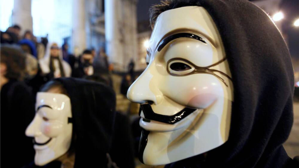 Хакеры из группы Anonymous похитили материалы Липецкого завода и РПЦ