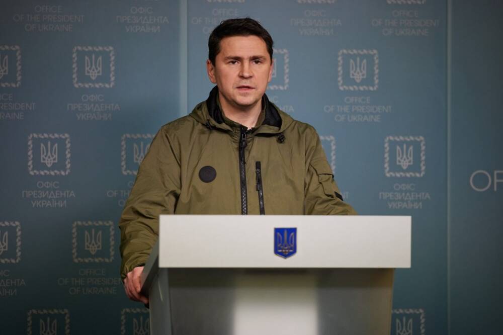 Подоляк прогнозирует, что битва с РФ будет не только на Донбассе, но и в Харькове