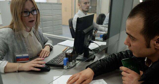 Россия освободила граждан Узбекистана от обязательной регистрации