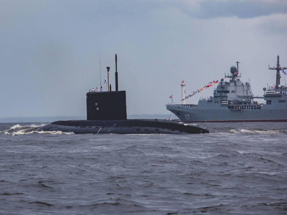 В Черном море стоят около 20 российских боевых кораблей – оперативное командование "Південь"