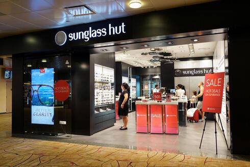 В Израиле ведут переговоры об открытии магазинов популярной сети Sunglass Hut