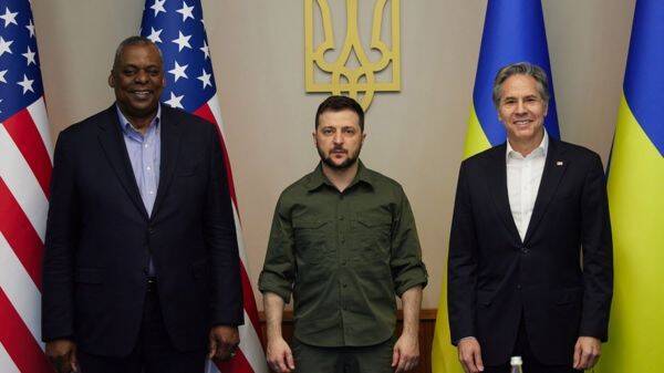Война в Украине: что стоит за словами Ллойда Остина о том, что США хотят ослабить военный потенциал России