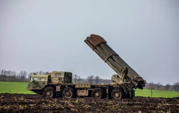 Войска РФ пытаются окружить позиции ВСУ на Донбассе - разведка Британии
