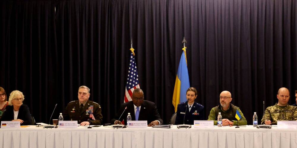 Пентагон создал центр управления в Германии для координации поставок военной помощи Украине — CNN