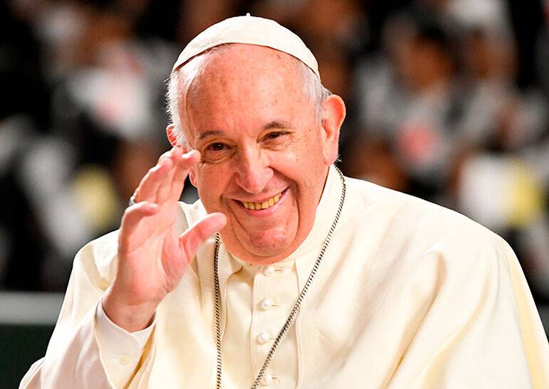 Папа Римский призвал не обижать тещ, а им посоветовал следить за языком