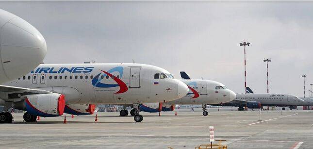 Самолет российской авиакомпании задержали в Оше