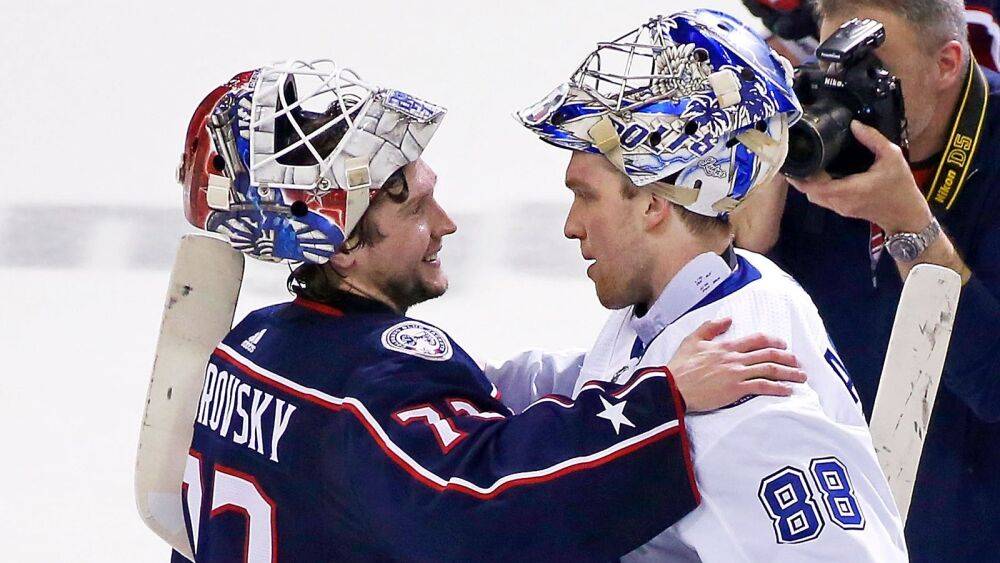 Российские голкиперы Василевский и Бобровский разделили первое место по победам в "регулярке" НХЛ