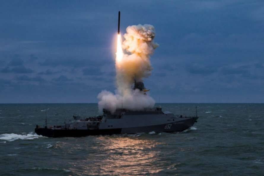В Черном море находятся три корабля оккупантов с крылатыми ракетами