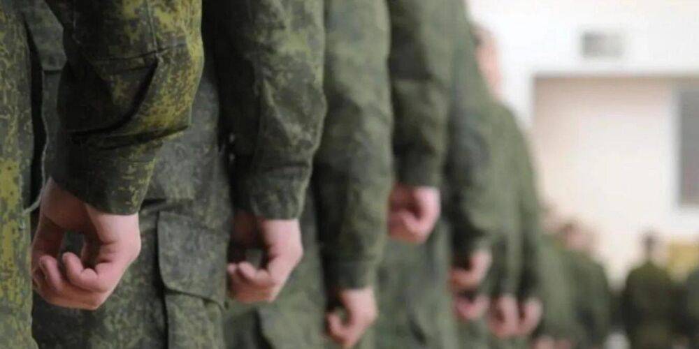 Российские военные готовы калечить себя, чтобы сбежать с войны в Украине — СБУ