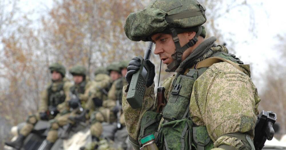 "Используют простые рации и становятся мишенями для ВСУ": почему армия РФ плохо воюет