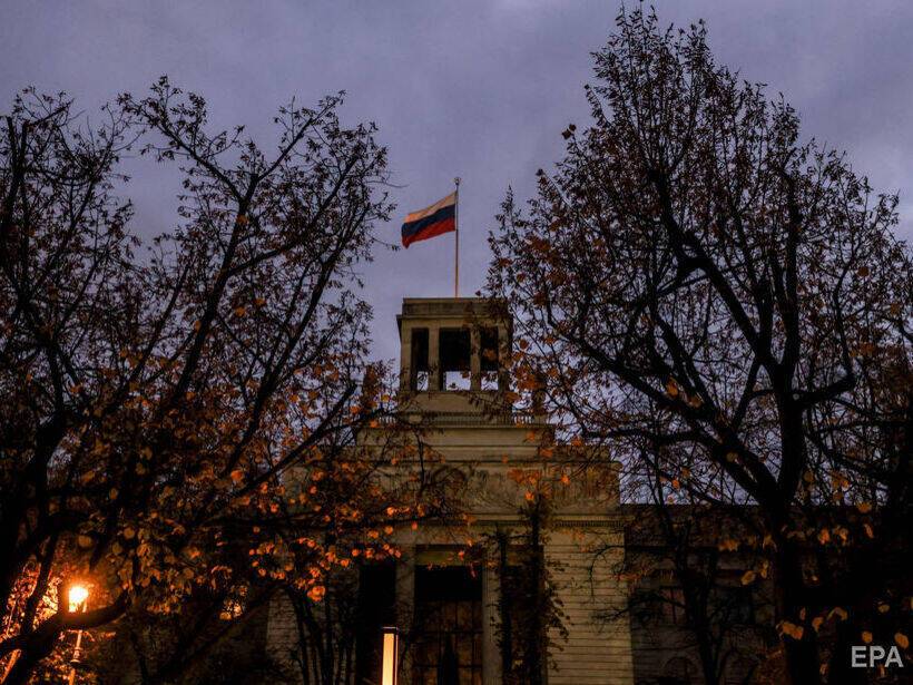 МИД ФРГ объявил 40 сотрудников посольства РФ персонами нон грата в Германии – СМИ