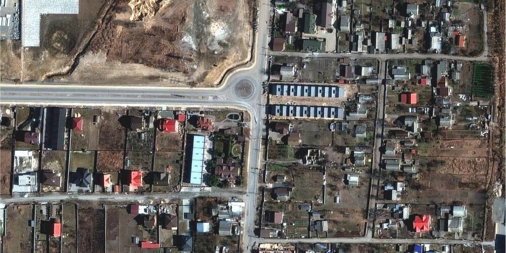 Согласно снимкам спутника тела убитых в Буче появились, когда туда пришли российские оккупанты — NYT
