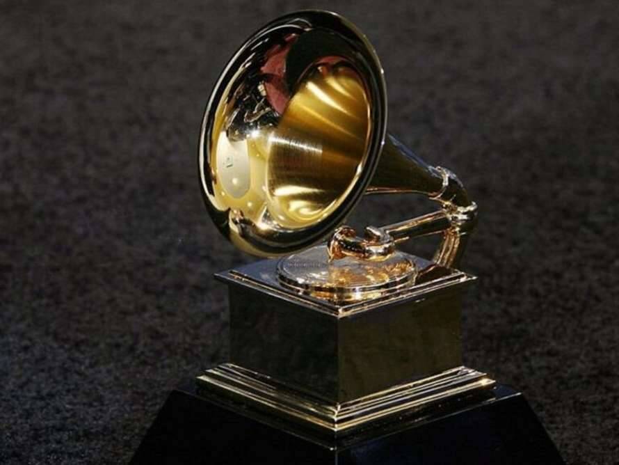 В США объявили количество телезрителей, посмотревших церемонию награждения премией Grammy-2022