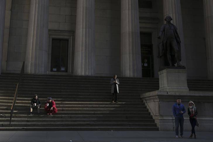 Рынок акций США закрылся падением, Dow Jones снизился на 0,80%